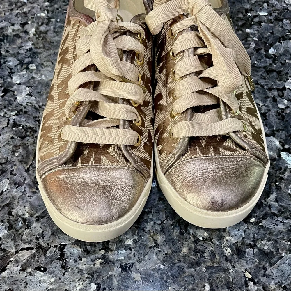 Michael Kors City Sneakers in Gold and Tan Size 6.5